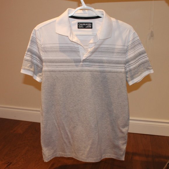 Calvin Klien Polo - Picture 1 of 3